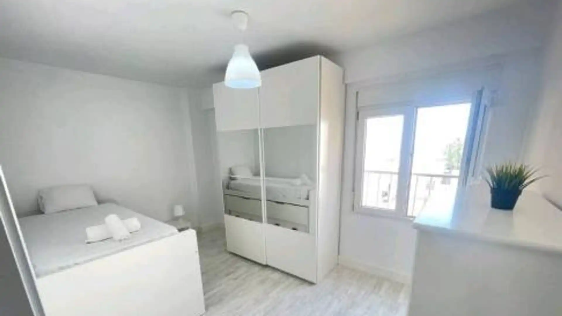 Piso en  Avenida Juan Sebastián Elcano 188 - Foto 14