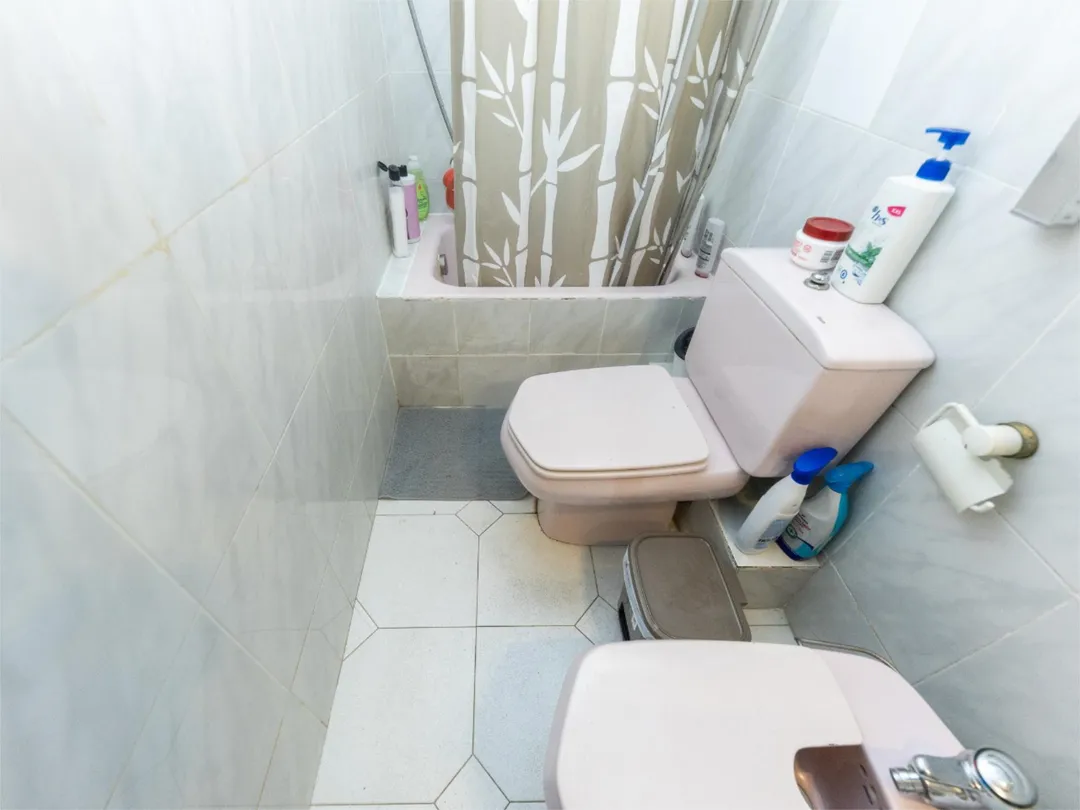 Piso en  Carrer de Pere Masallach 6 - Foto 11