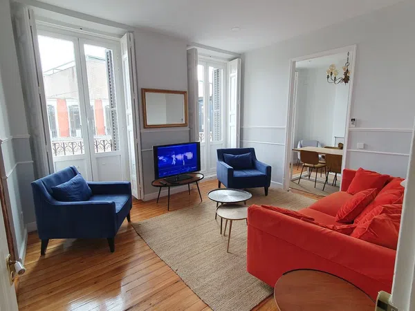 Piso en calle de Augusto Figueroa, 22