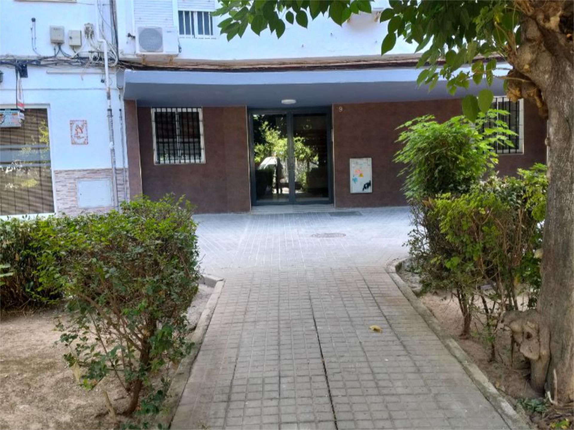 Piso en  Calle Ulía 9