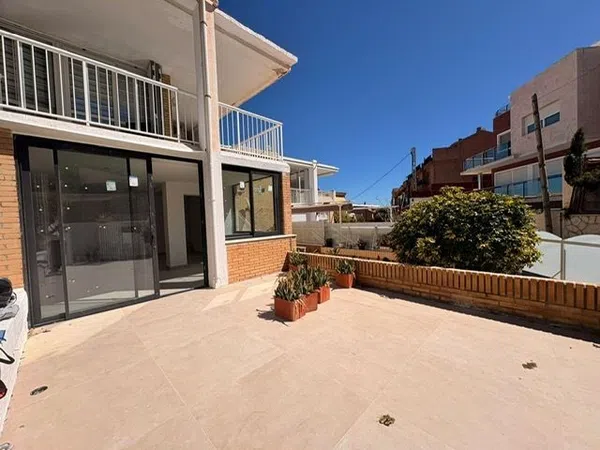 Chalet adosado en Calle del Nudo, Cabo de las Huertas - Foto 1