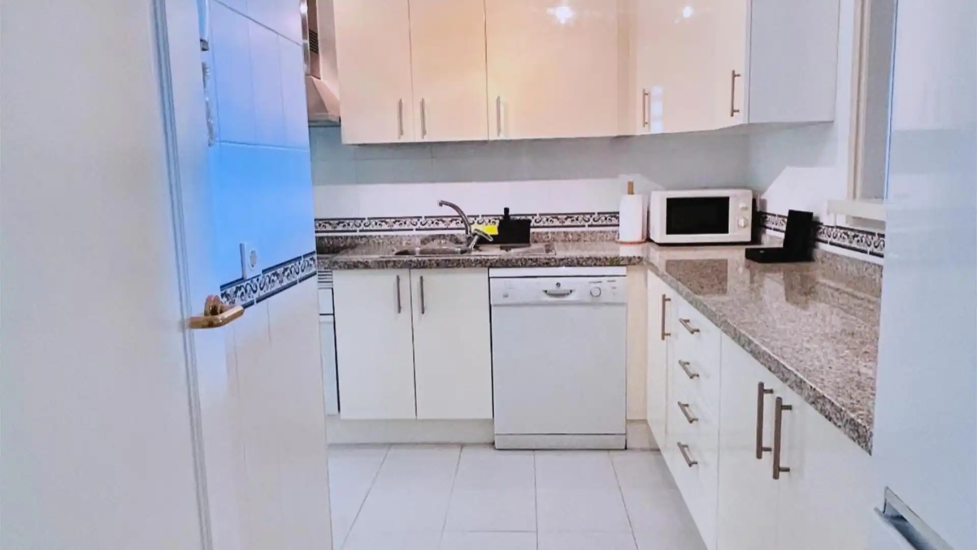 Piso en  Calle e-1 Cornisa del Sol 1B - Foto 9