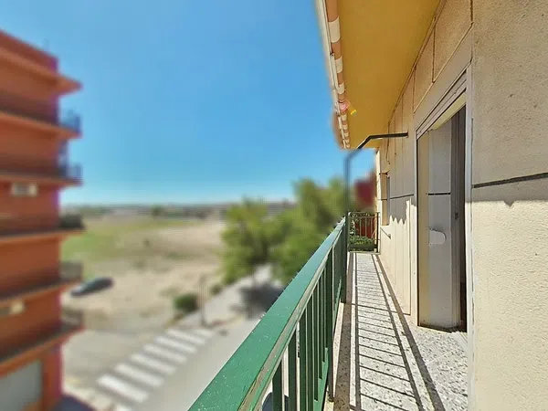 Piso en Barrio Fonteta de Sant Lluìs - Foto 2