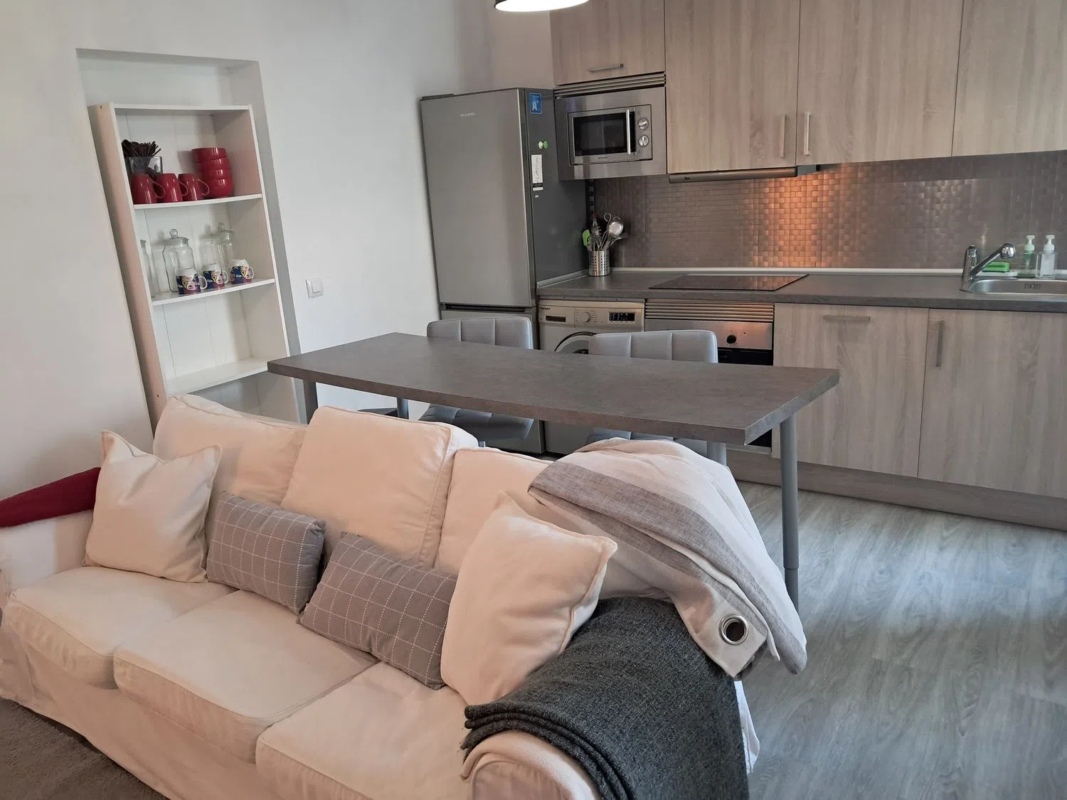 Piso en calle de vinaroz, 27