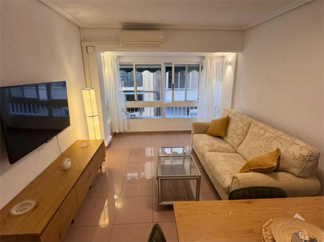 Piso en  Calle del Médico Pascual Pérez 30 - Foto 2