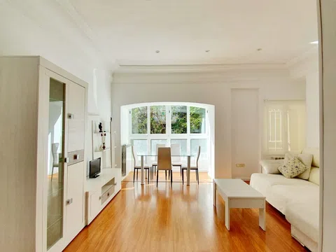 Piso en calle de Andrés Mellado, 81