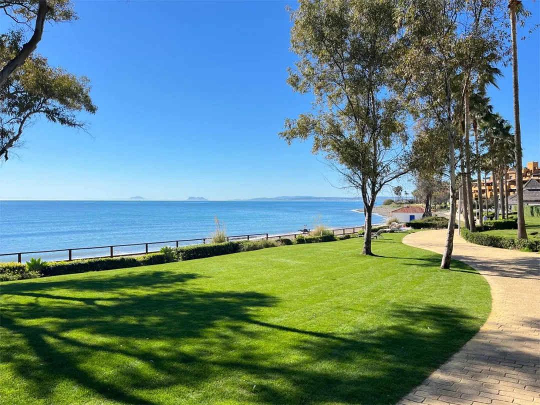 Piso en  Calle del Mare Nostrum 42 - Foto 24