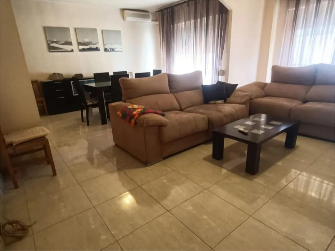 Piso en  Avinguda de Novelda 76 - Foto 3