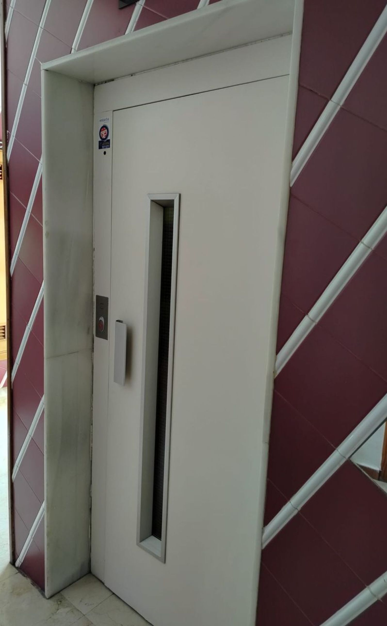 Piso en Calle Conde de las Navas - Foto 27