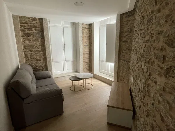 Piso en calle da Ensinanza, 5