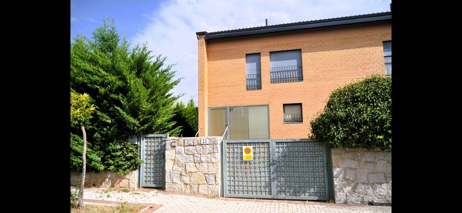 Chalet pareado en Calle Longuera del Mochuelo, 21, Hervencias, Hervencias - Foto 2