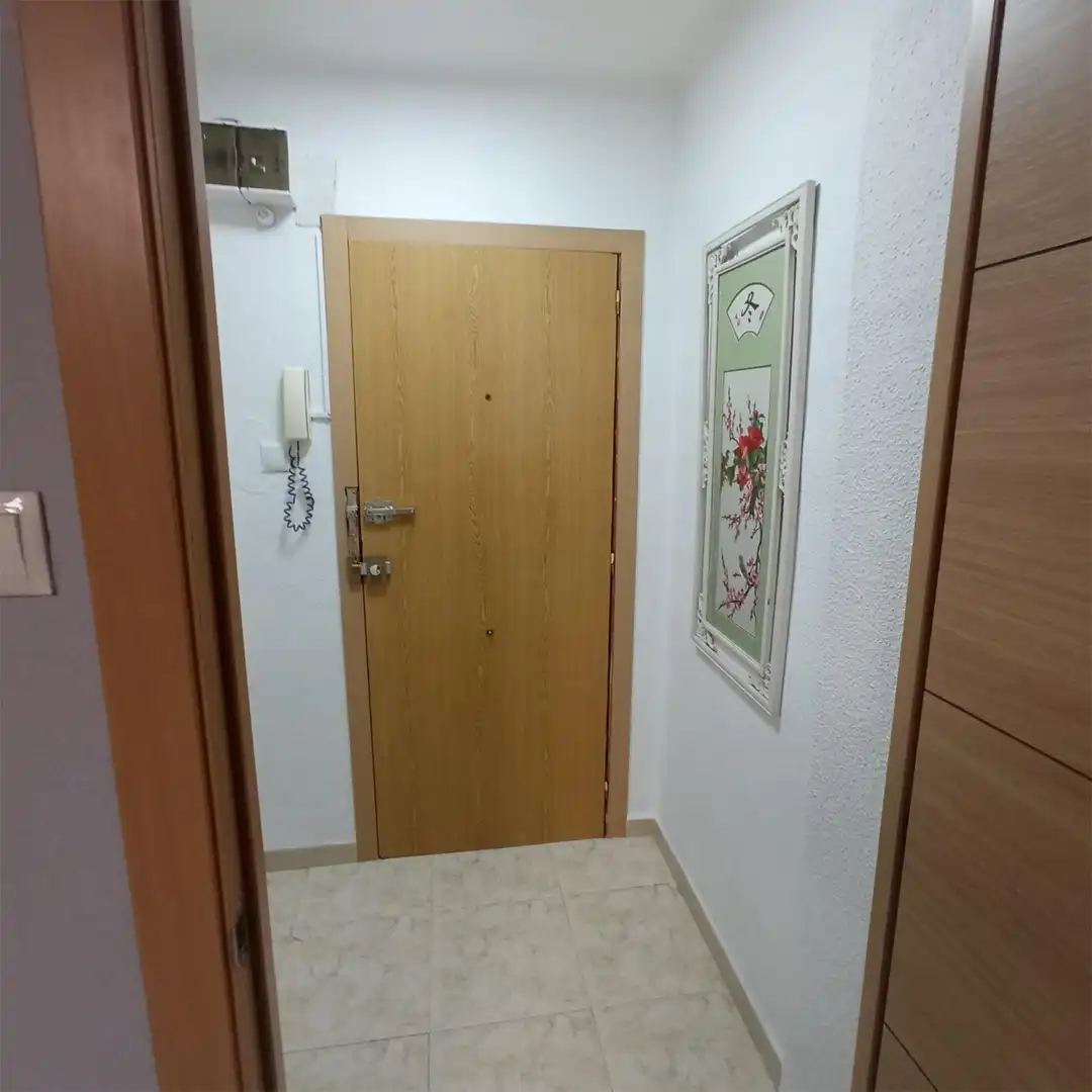 Piso en  Calle Ávila 1 - Foto 8