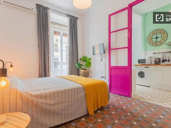 Estudio en Calle de Sant Miquel - Foto 6