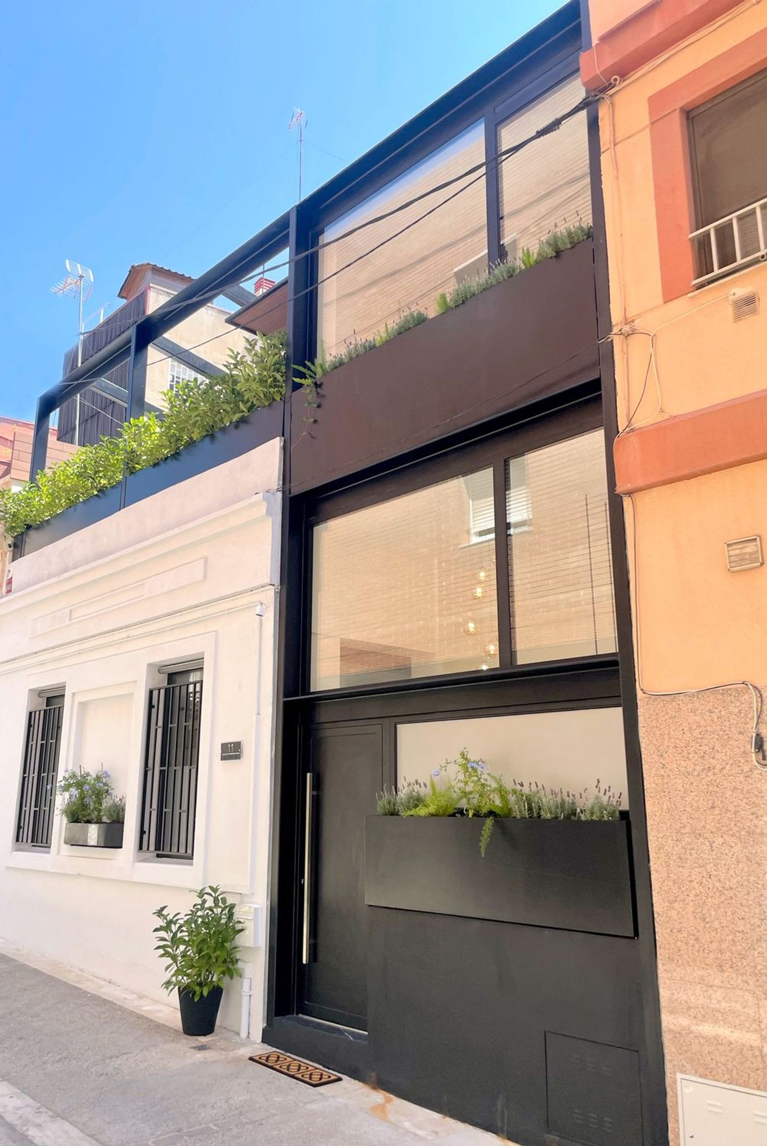 Chalet adosado en calle Velázquez, 11 Sn - Foto 2