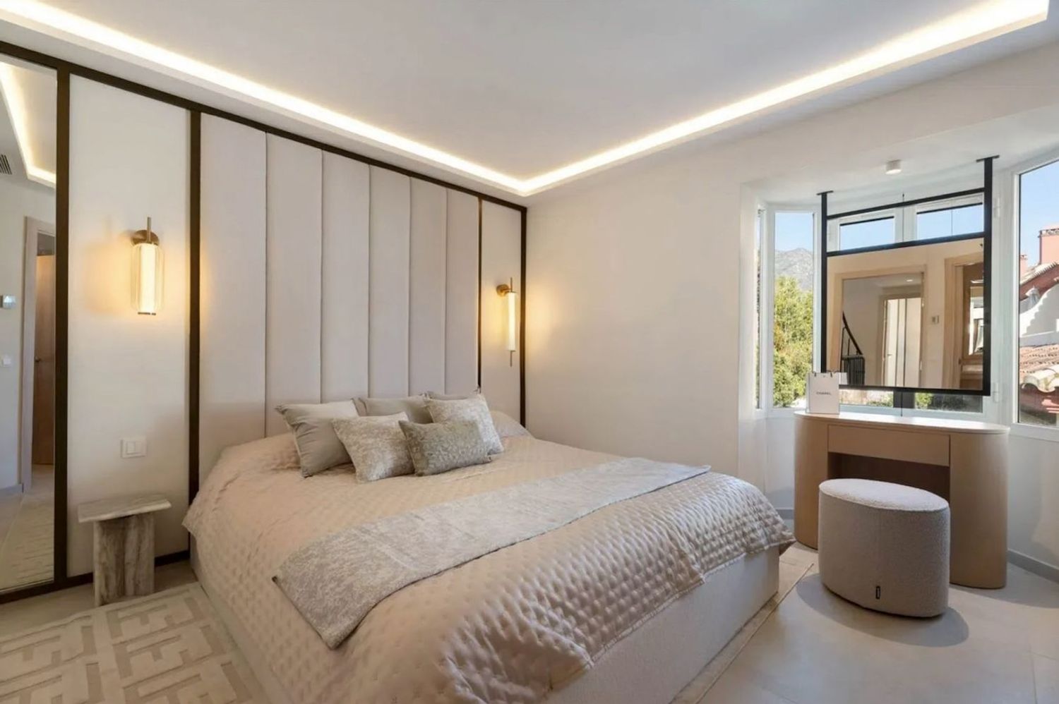 Chalet adosado en calle Cecilia Böhl de Faber, 3 - Foto 5