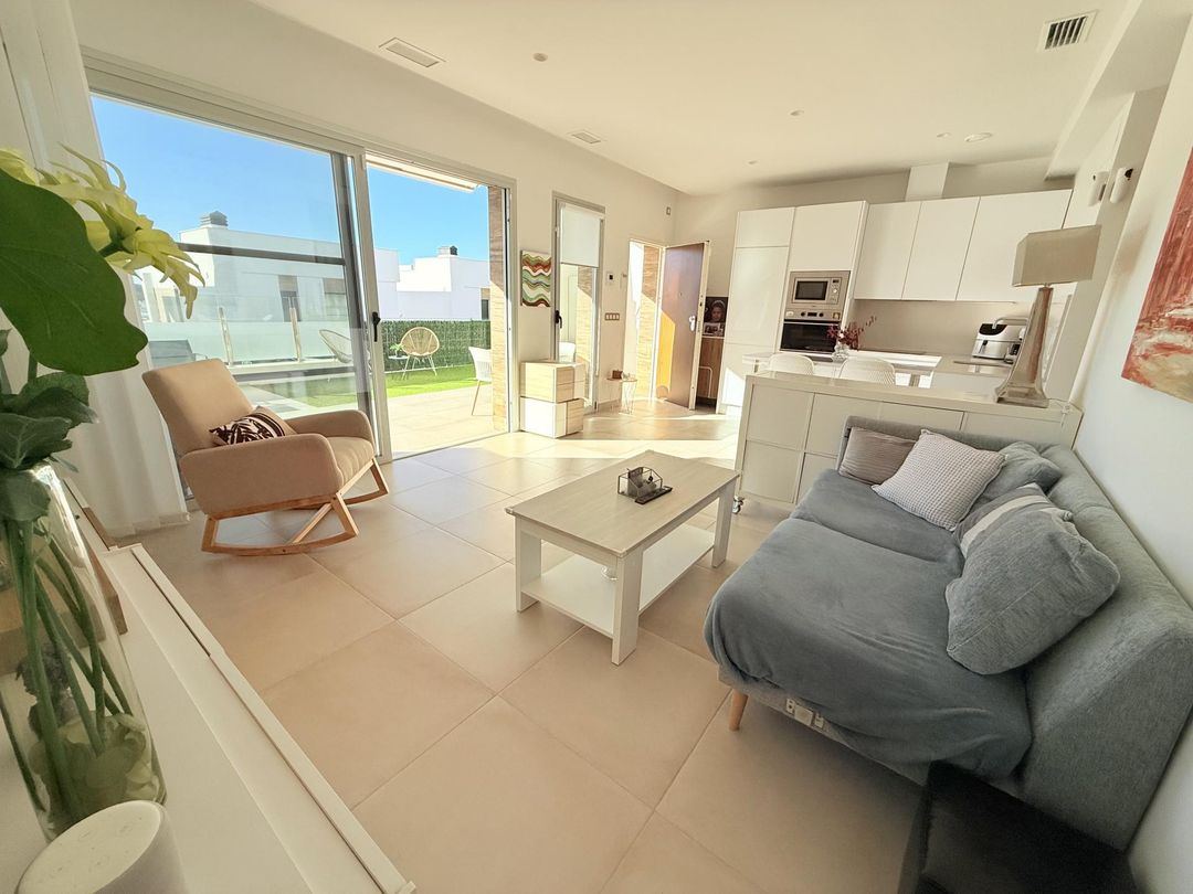 Planta baja en  Carrer d'Equador 22 - Foto 13