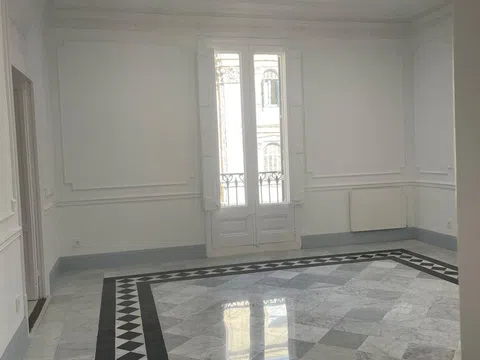 Piso en calle de Casp, 36