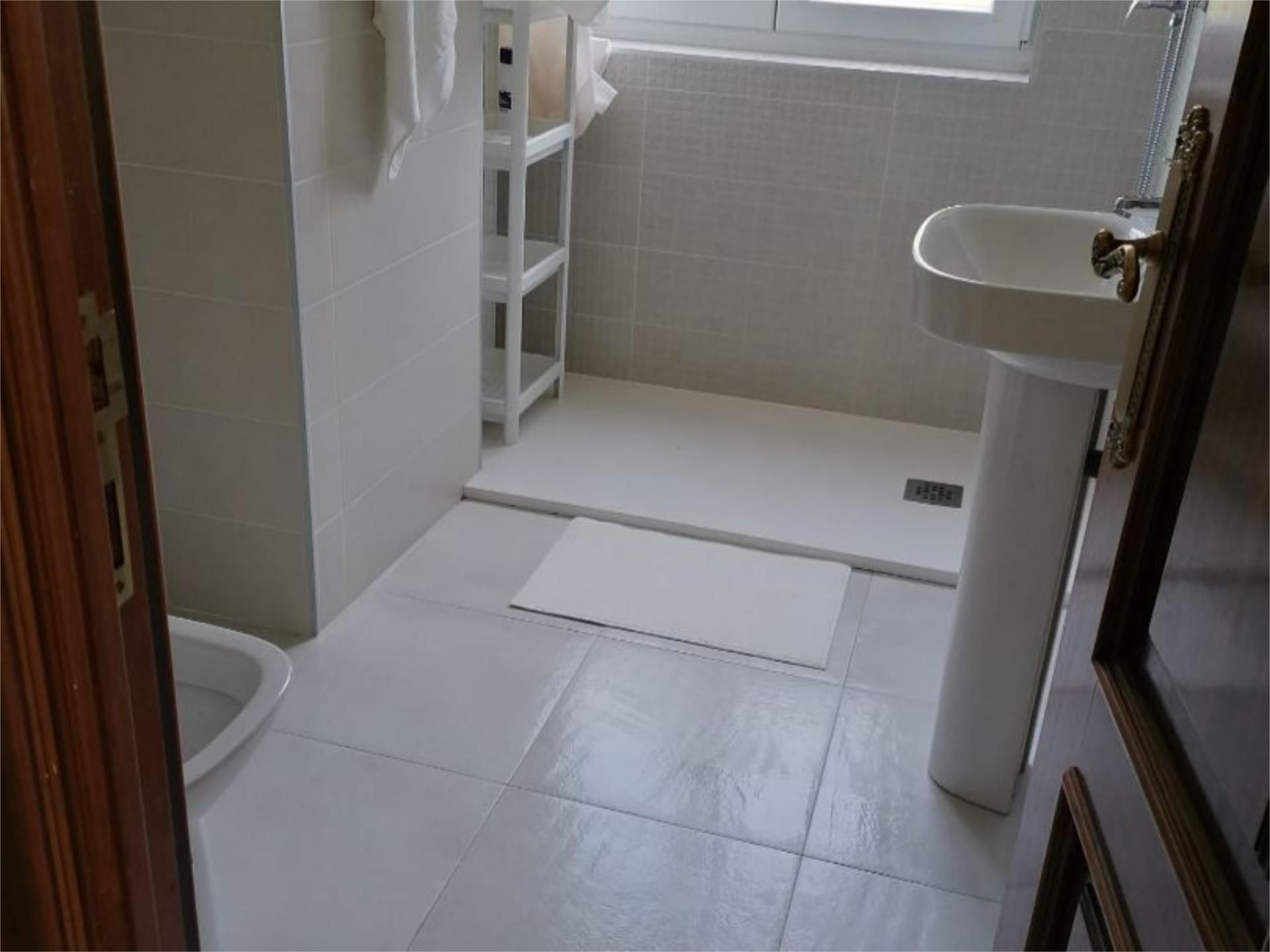 Piso en  Avenida de los Comuneros 1 - Foto 6