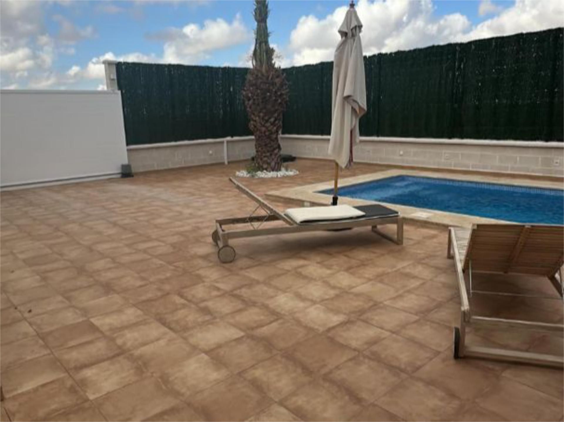 Chalet en  Calle Sierra de Alcaraz 4 - Foto 1