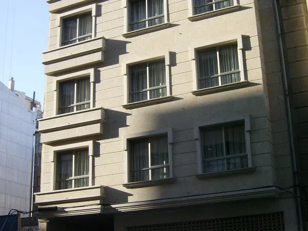 Estudio en calle de Bolivia, 24