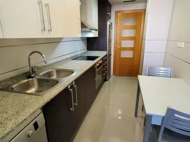 Piso en  Avinguda dels Reis Catòlics 8 - Foto 10