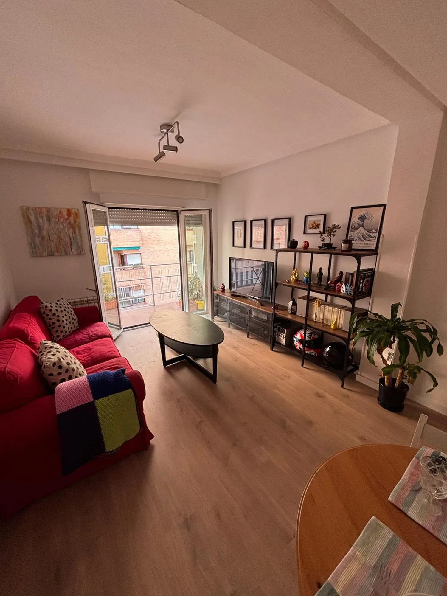 Piso en calle Sahagún, 20