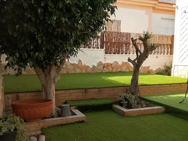 Chalet adosado en Calle Cinabrio, 6, Benimar, Benimar - Foto 2