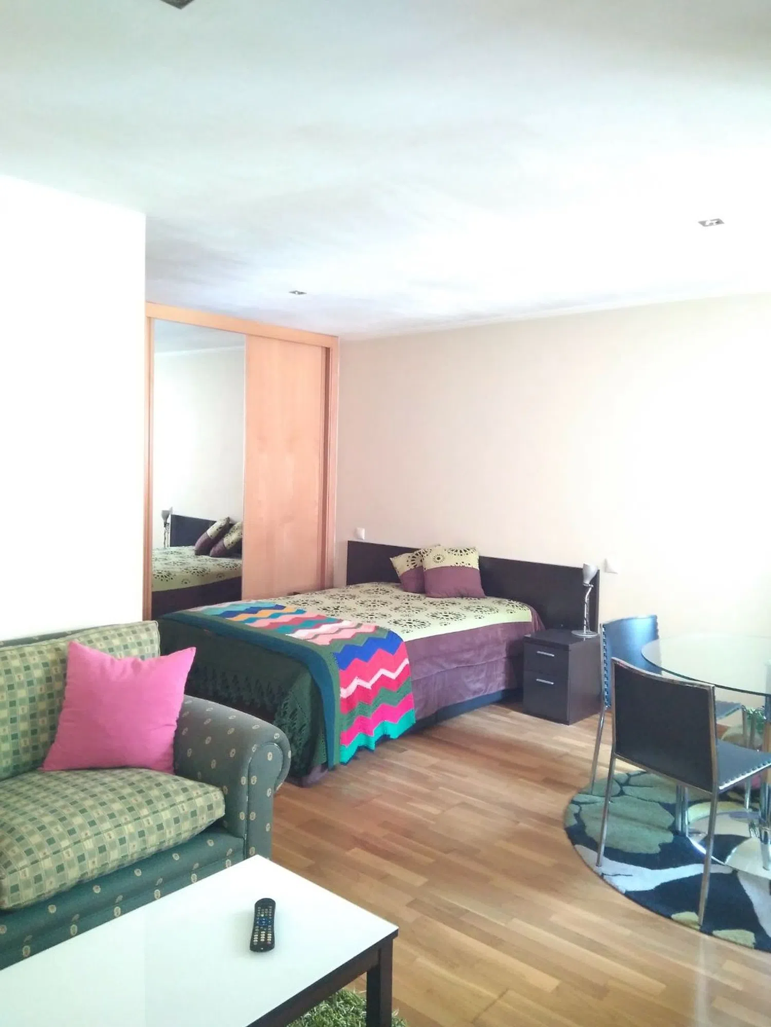 Estudio en calle Cervantes, 21 - Foto 1