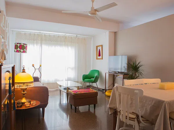 Piso en plaza del Pintor Segrelles, 1