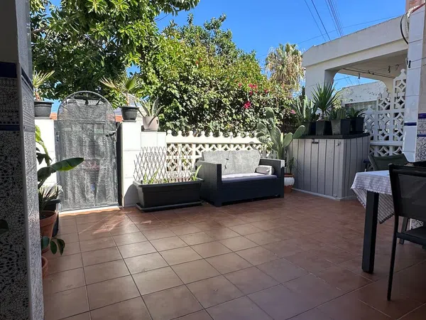 Chalet adosado en Calle Urano, 128, La Siesta - El Salado - Torreta - Foto 4