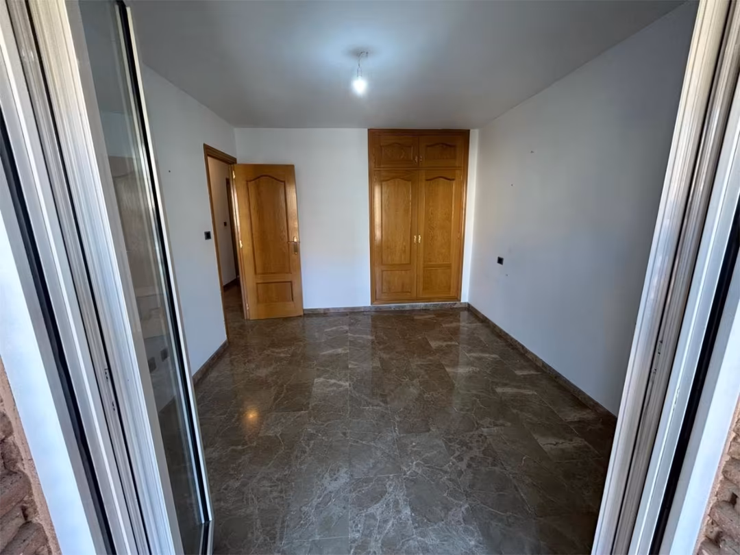 Piso en  Calle Pintor Manuel Maldonado 25 - Foto 10