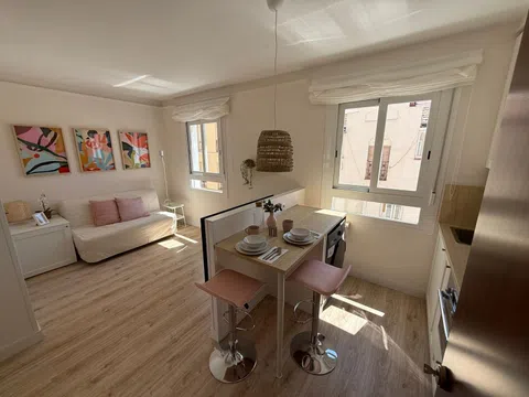 Estudio en calle de Oudrid, 14