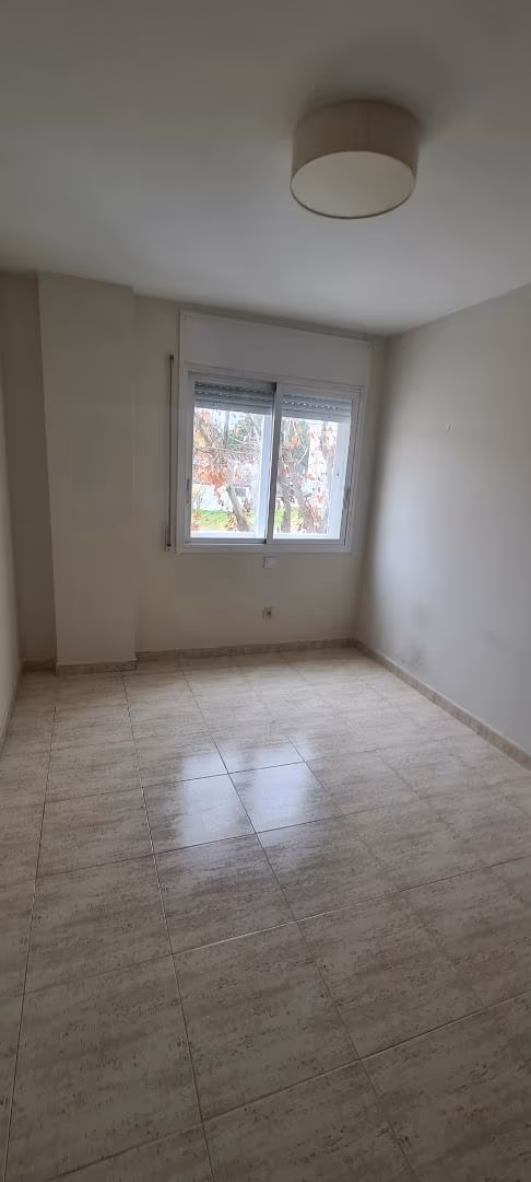 Piso en  Avenida de La Rioja 27 - Foto 7