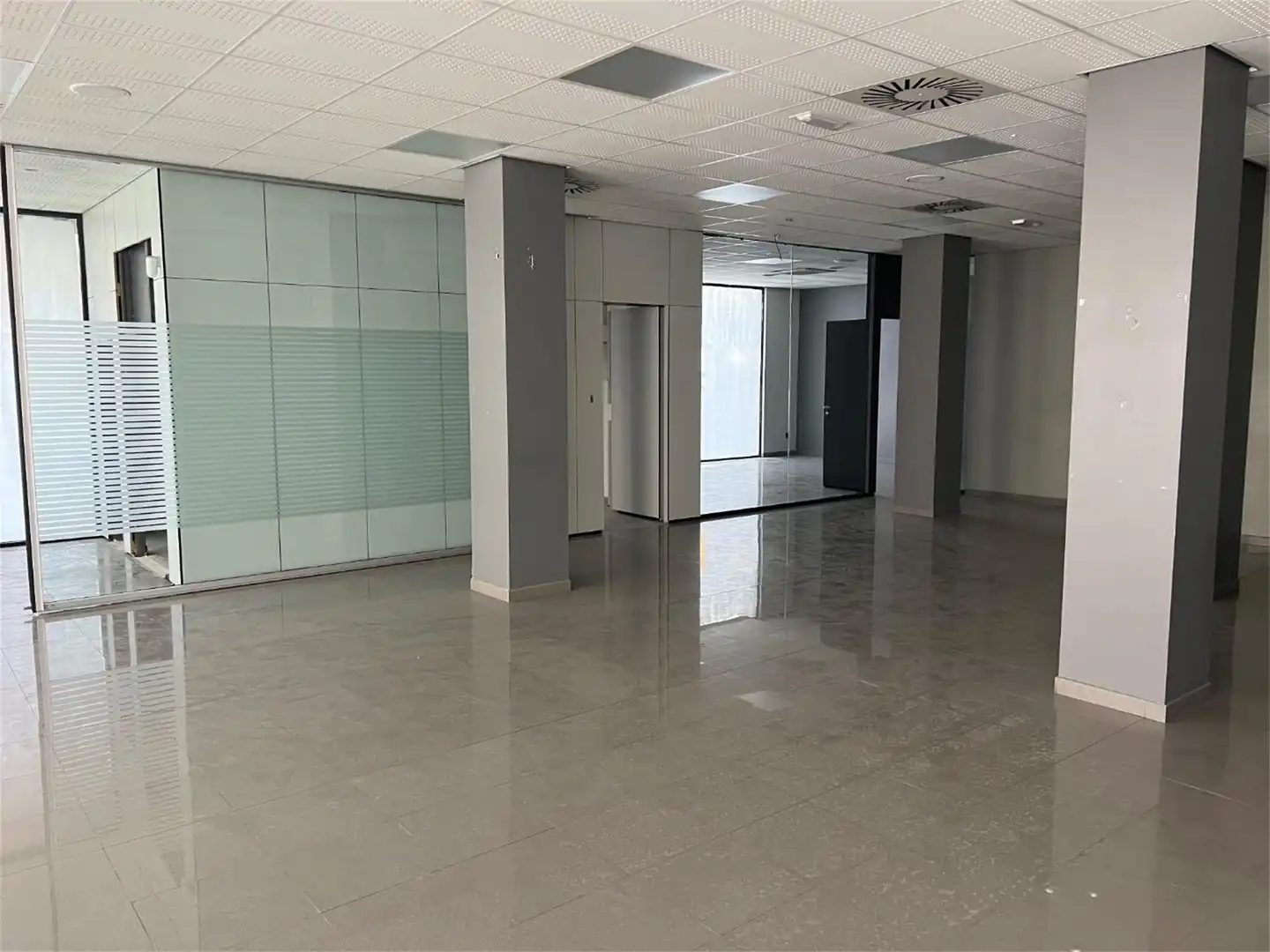 Local comercial en  Avinguda Sant Francesc 18 - Foto 11