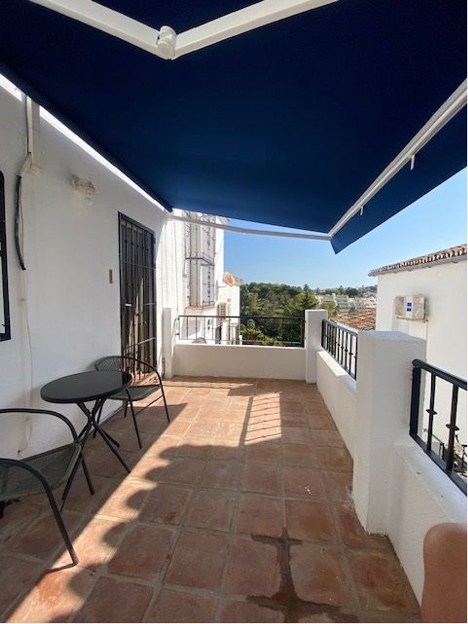 Chalet adosado en Calle Almuñécar, 71, Zona Centro Comercial Torrequebrada - Foto 9