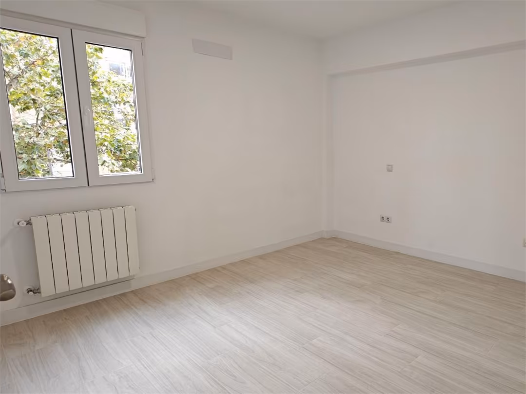 Piso en  Calle de José Arcones Gil 110 - Foto 12