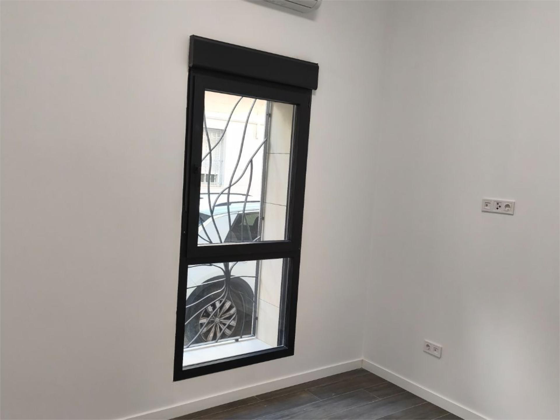 Piso en  Carrer de Bernardo López García 25 - Foto 3