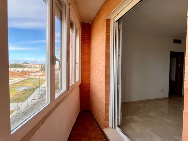 Piso en Urb. residencial los olivares Barrio Parque Alcosa - Foto 6