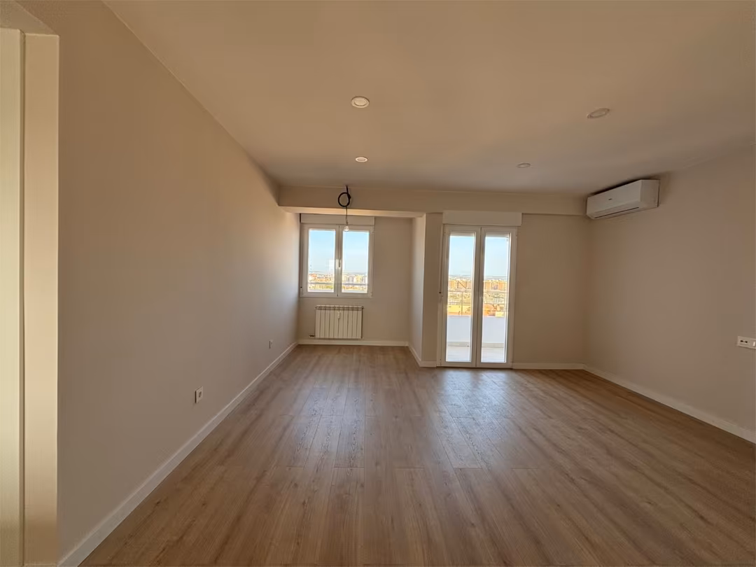 Piso en  Calle de Alonso V 17 - Foto 11