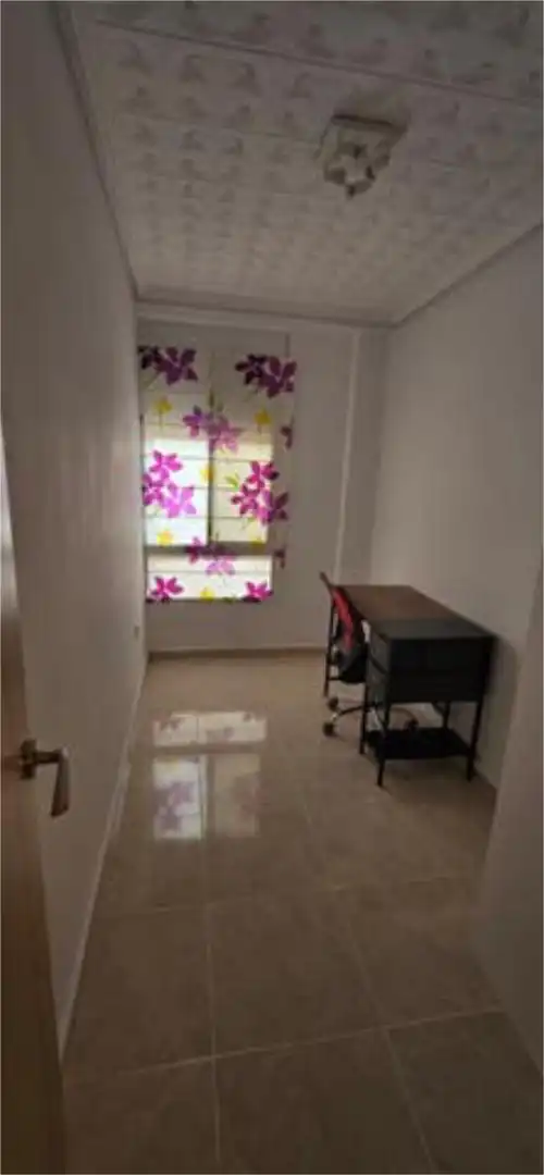 Piso en centro,al lado del metro - Foto 4