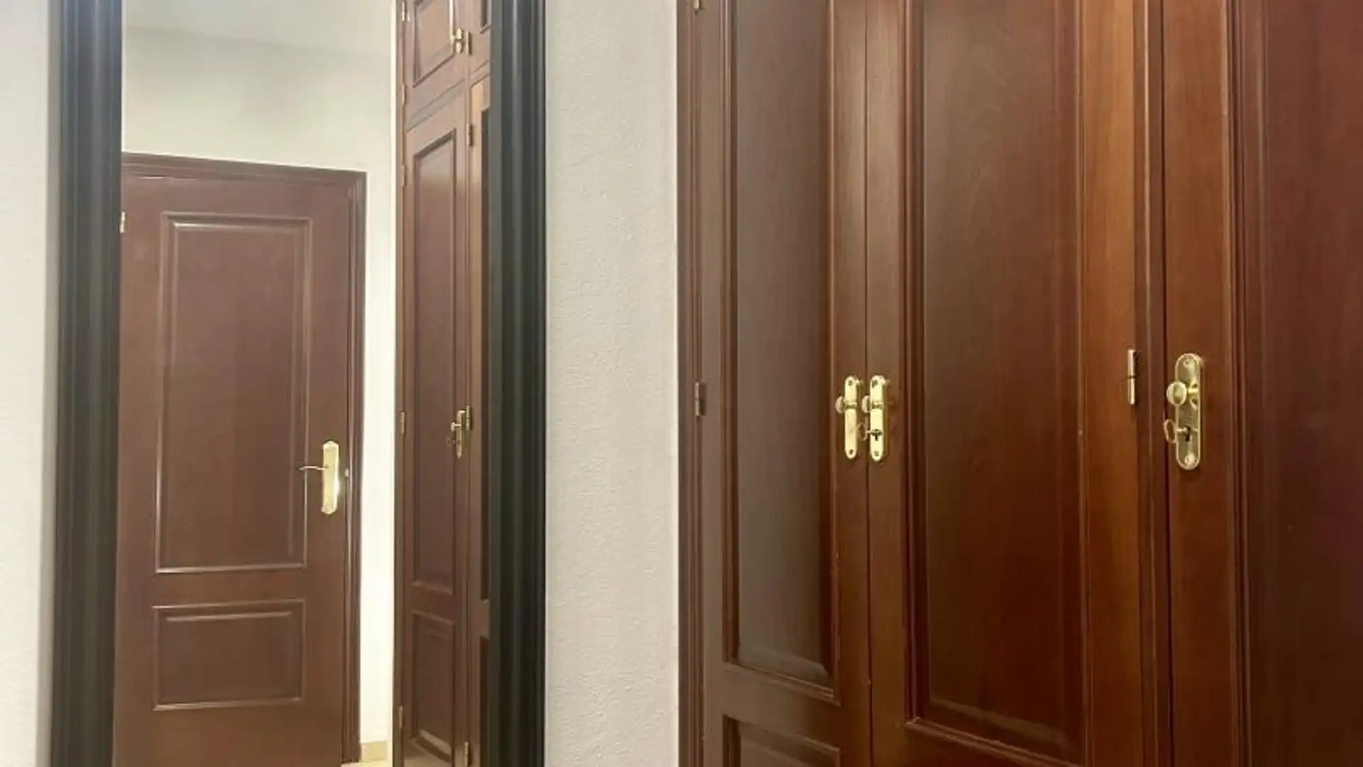 Piso en  Avenida Reyes Católicos Núm. - Foto 9