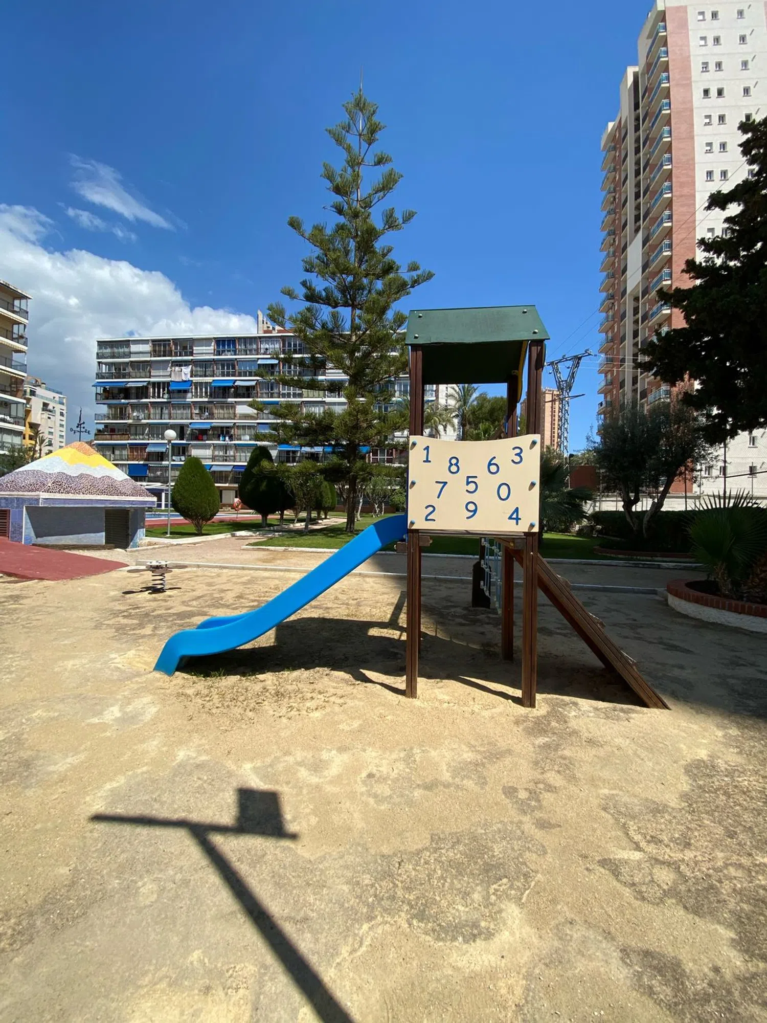 Piso en avenida Marina Baixa, 11 - Foto 6