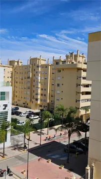 Piso en zona - Foto 9