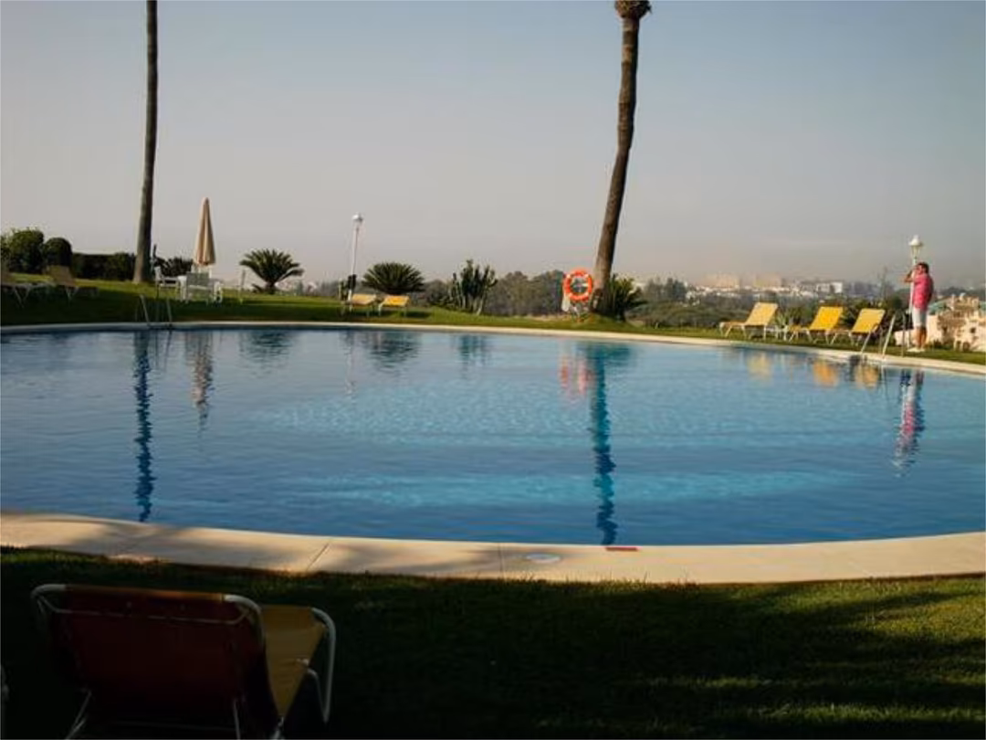 Apartamento en urbanización lomas de marbella club