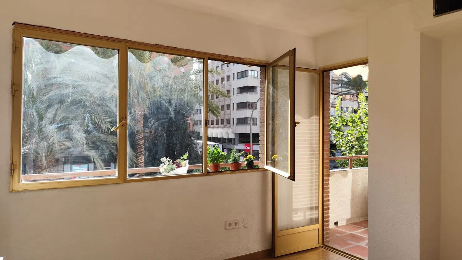 Piso en avenida oscar espla, 26 - Foto 4