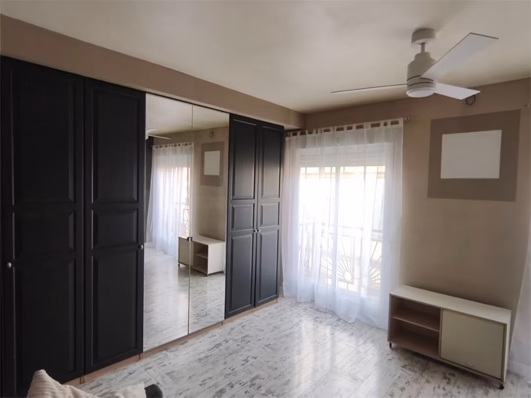 Piso en  Calle Sierra de Algodonales 4