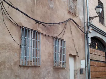 Casa adosada en  Calle Alguacil 1 - Foto 1