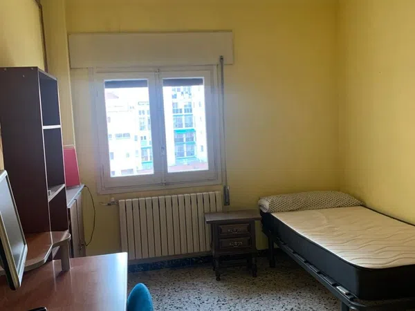 Piso en calle Vallcalent, 28