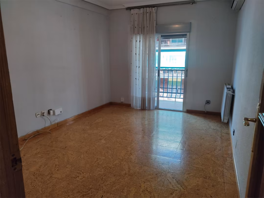 Piso en  Calle de Cardeñosa 30 - Foto 4