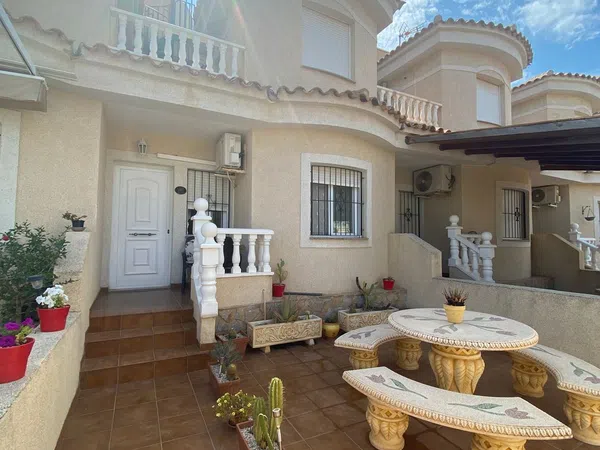 Chalet adosado en Calle Catamarán, 78 - Foto 1
